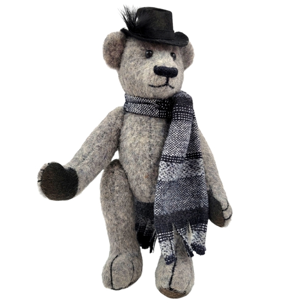 Rare vintage Althea Leistikow gray wool teddy bear